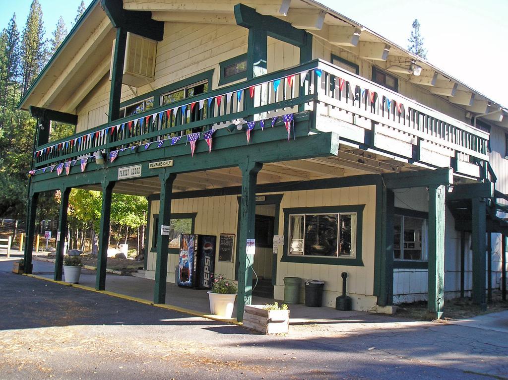 Yosemite Lakes Bunkhouse Cabin 27 Harden Flat ภายนอก รูปภาพ